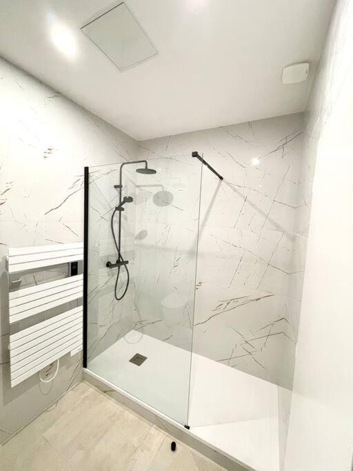 Appartement Moderne + Parking A 50M De La Mer La Ciotat Eksteriør billede